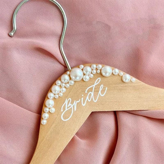 bride pearl hanger - basil boutique