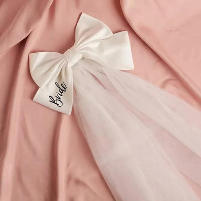 bridal party bow veils - basil boutique