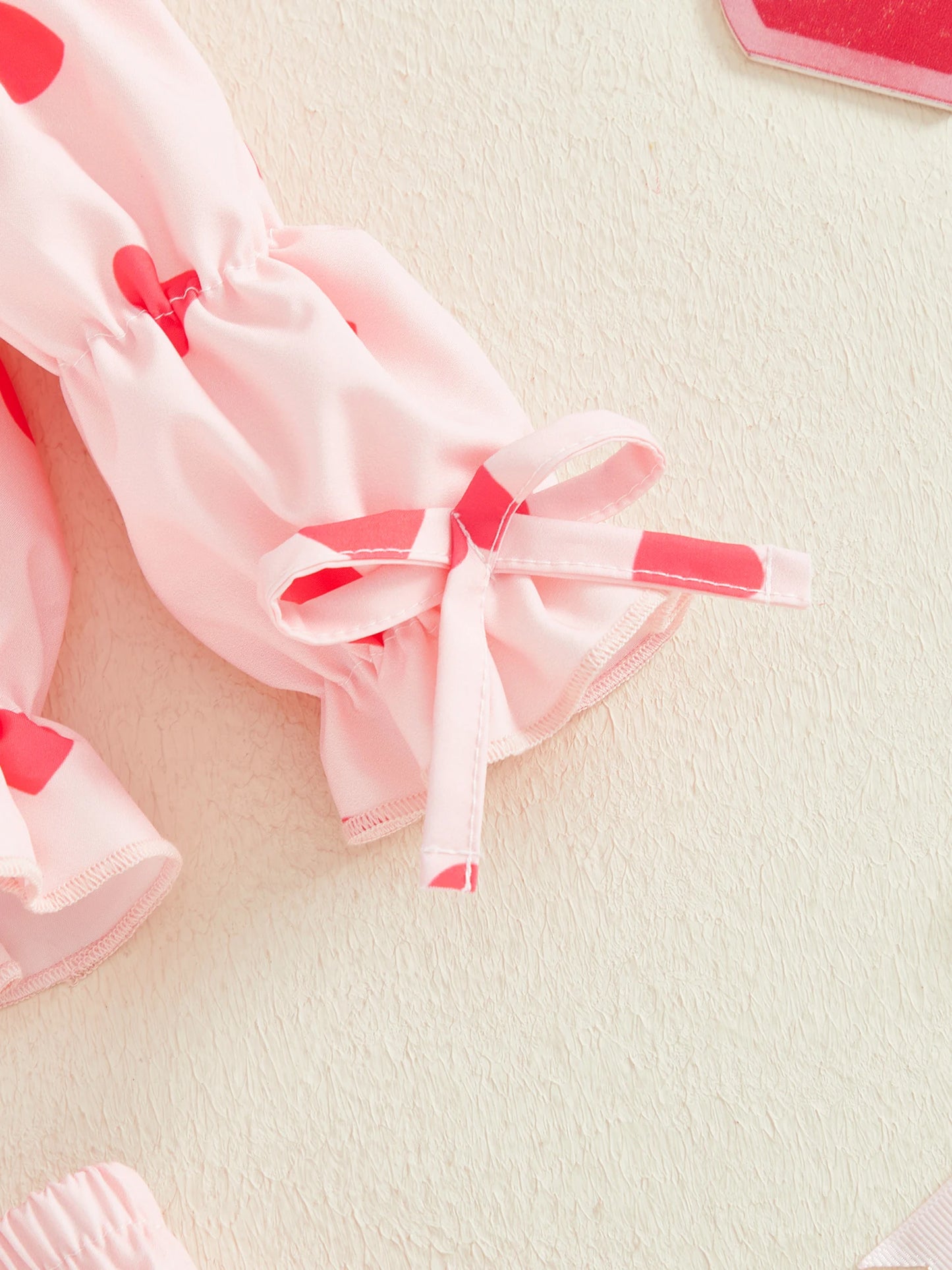 heart ruffle sleeve kids outfit