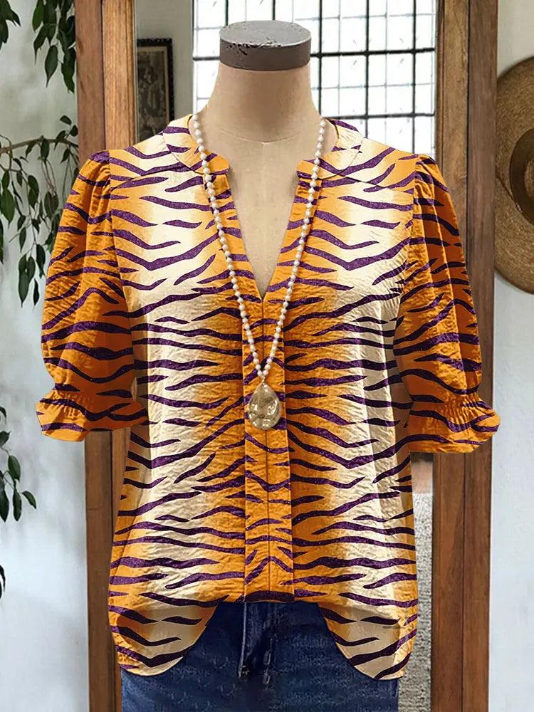 tiger print v-neck t-shirt - basil boutique