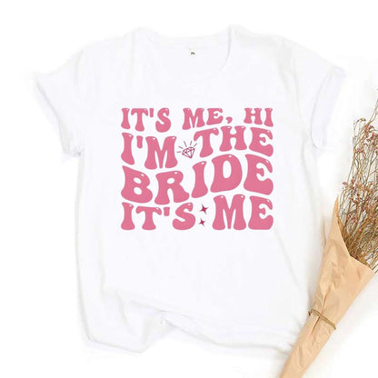 it's me, hi, i'm the bride it's me t-shirts - basil boutique