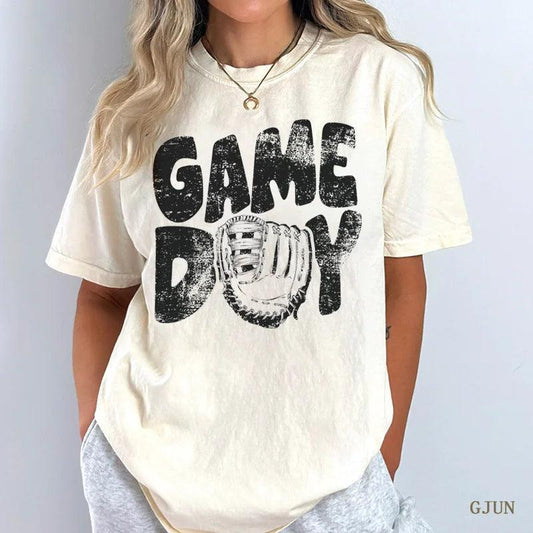 game day catch t-shirt - basil boutique