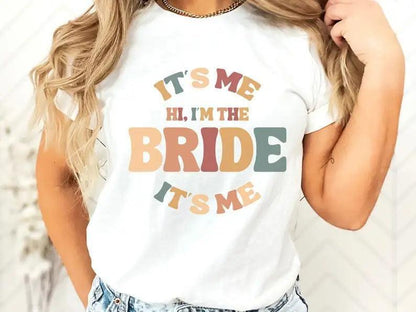 it's me, hi, i'm the bride t-shirt - basil boutique